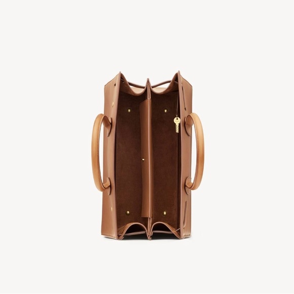 SAINT LAURENT
SAC DE JOUR IN SUPPLE VEGETABLE LEATHER - Picture 4 of 10